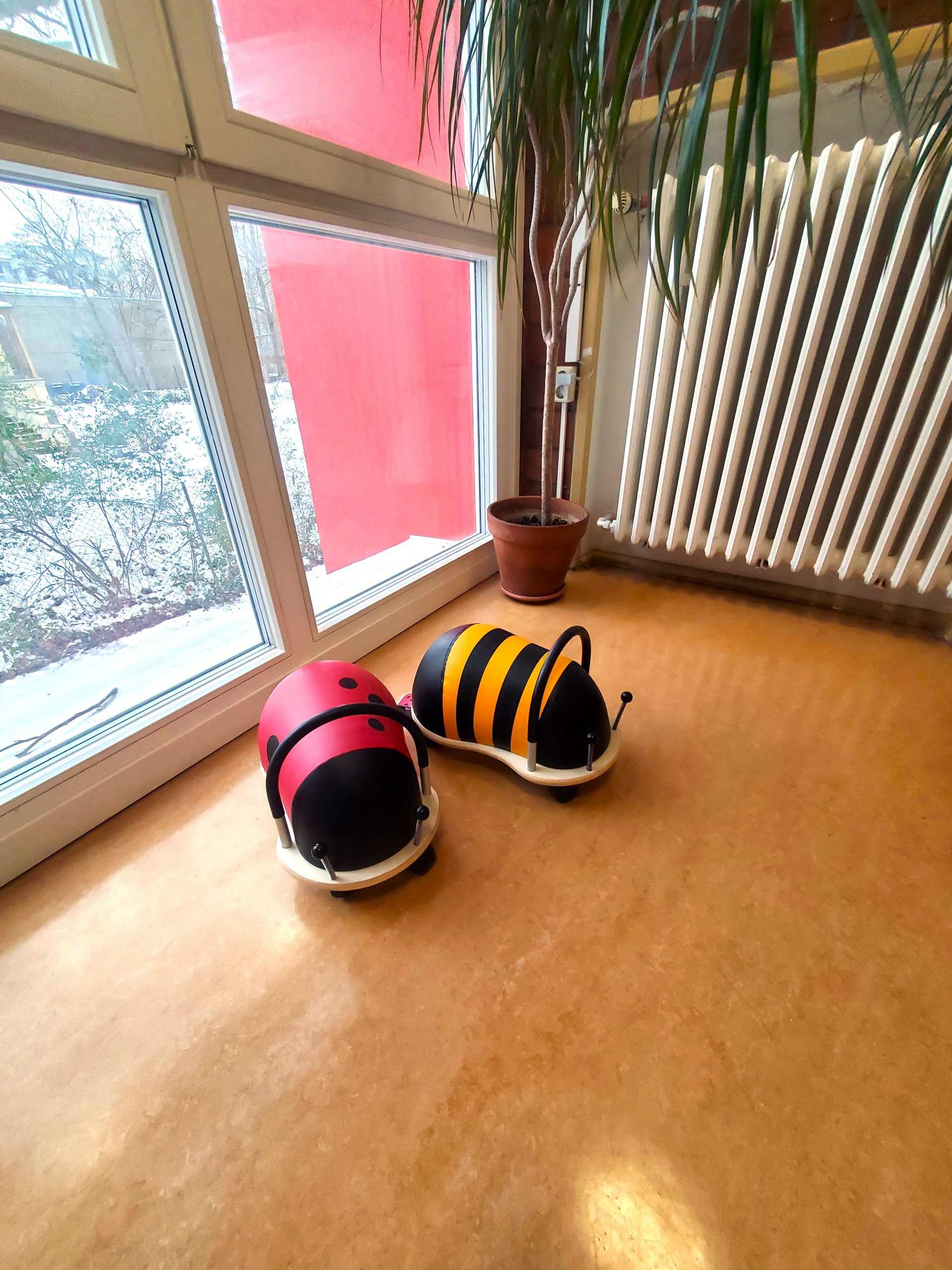 Unsere Fahrzeuge im Flur